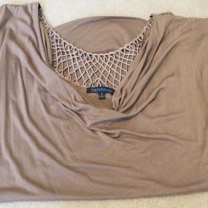 Scoop neck shirt